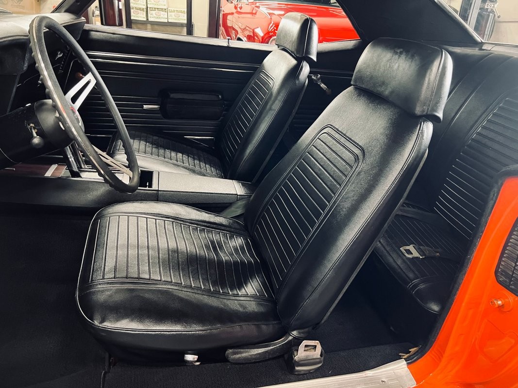 Chevrolet-Camaro-1969-Coupe-15