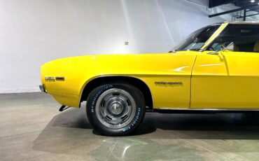 Chevrolet-Camaro-1969-Coupe-2