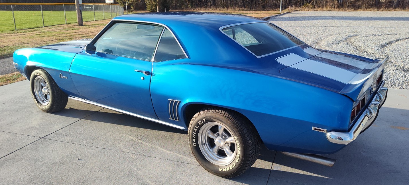 Chevrolet-Camaro-1969-Coupe-2