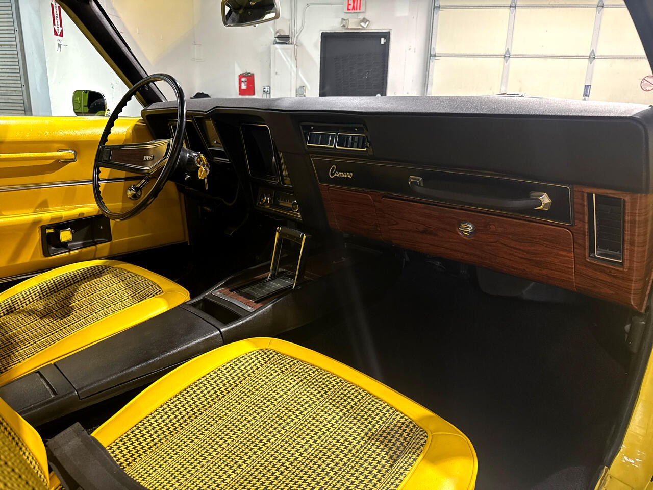 Chevrolet-Camaro-1969-Coupe-22