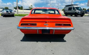 Chevrolet-Camaro-1969-Coupe-3