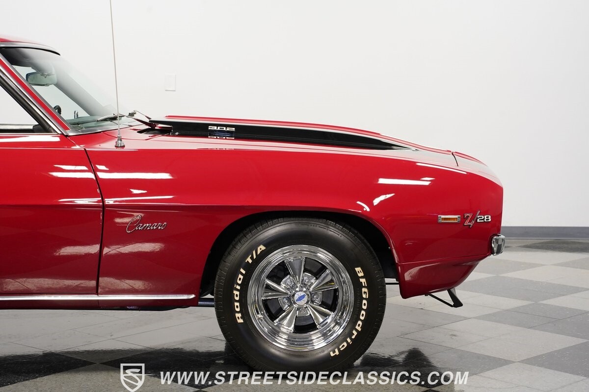 Chevrolet-Camaro-1969-Coupe-30