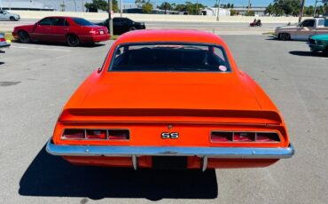 Chevrolet-Camaro-1969-Coupe-4