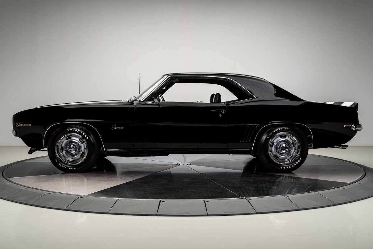 Chevrolet-Camaro-1969-Hardtop-14