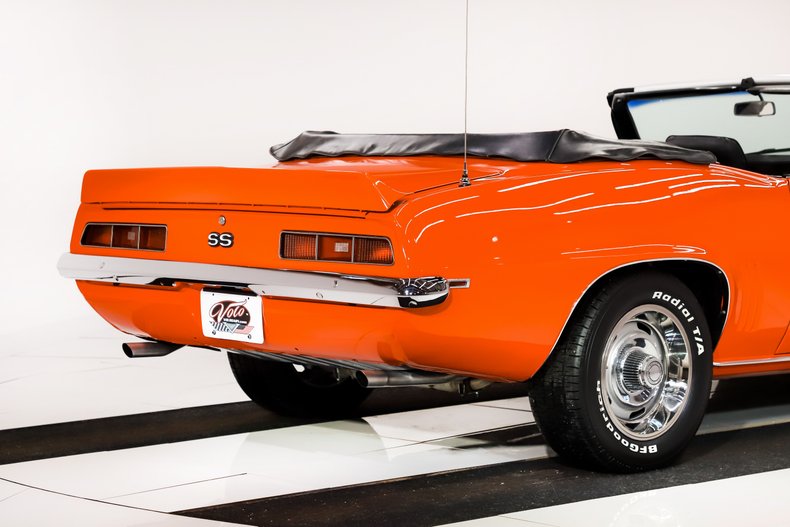 Chevrolet-Camaro-1969-Hugger-Orange-Black-Houndstooth-2