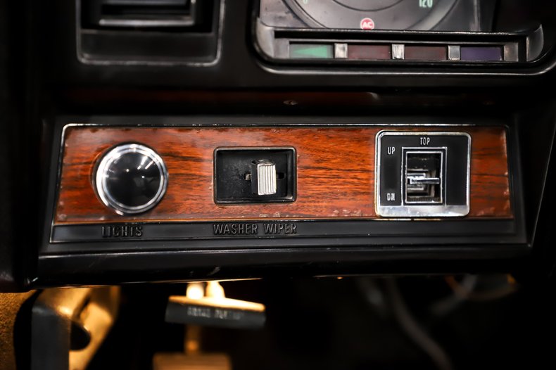 Chevrolet-Camaro-1969-Hugger-Orange-Black-Houndstooth-4