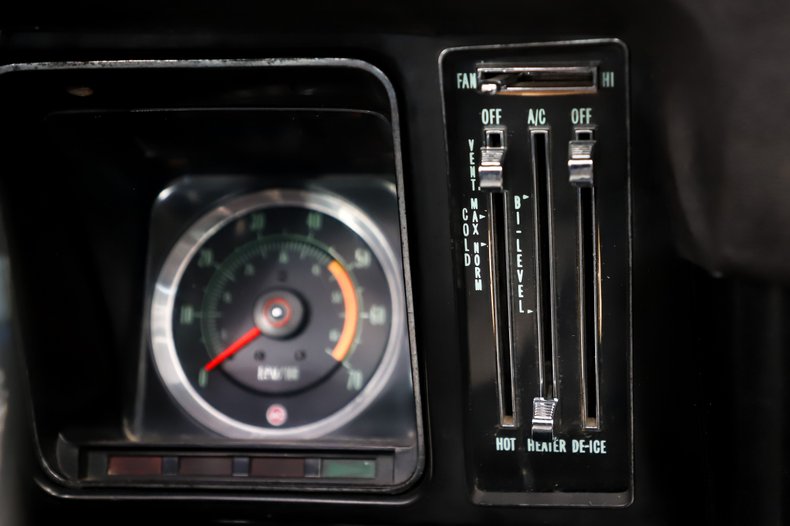 Chevrolet-Camaro-1969-Hugger-Orange-Black-Houndstooth-7