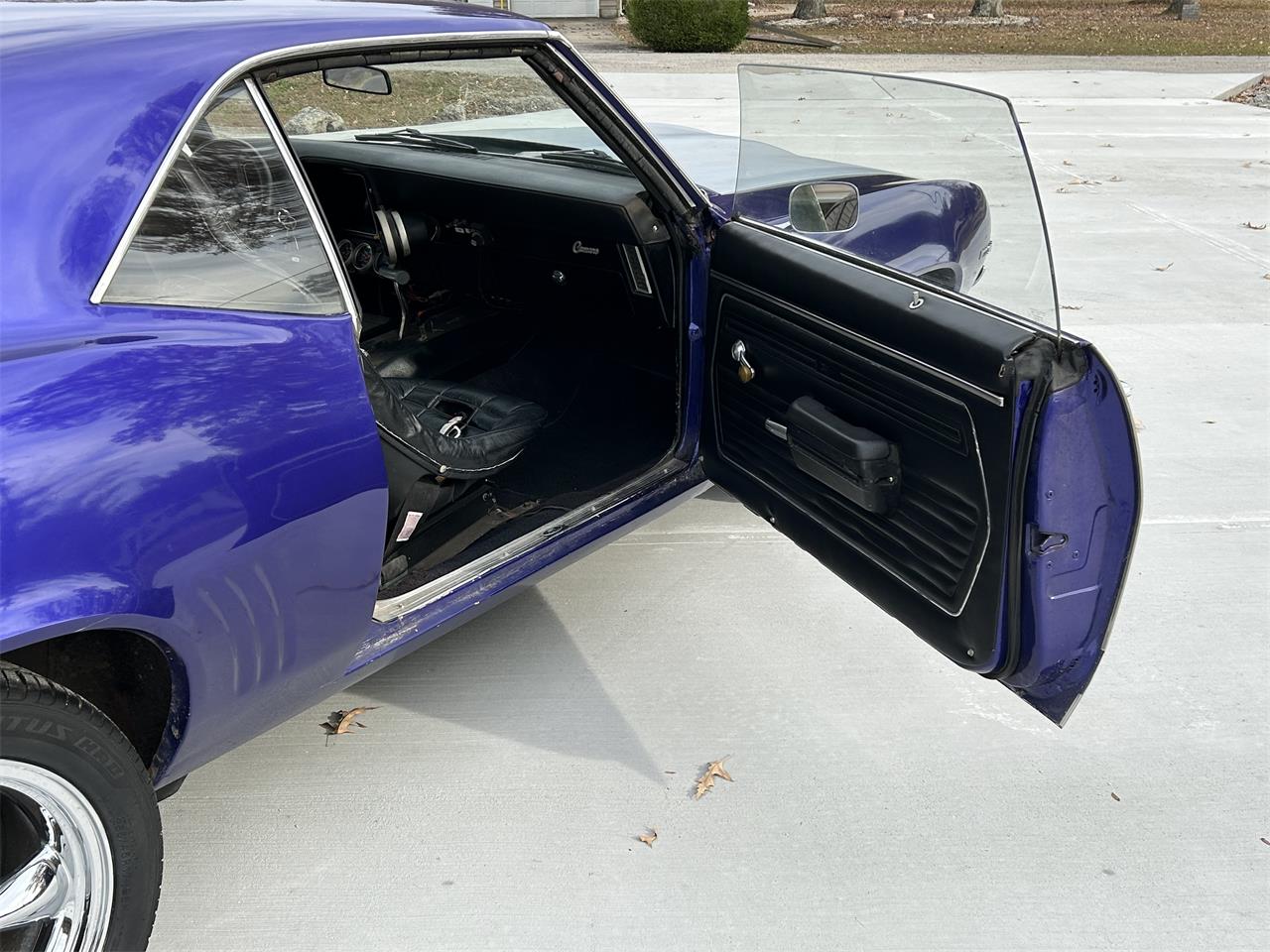 Chevrolet-Camaro-1969-Purple-Black-12