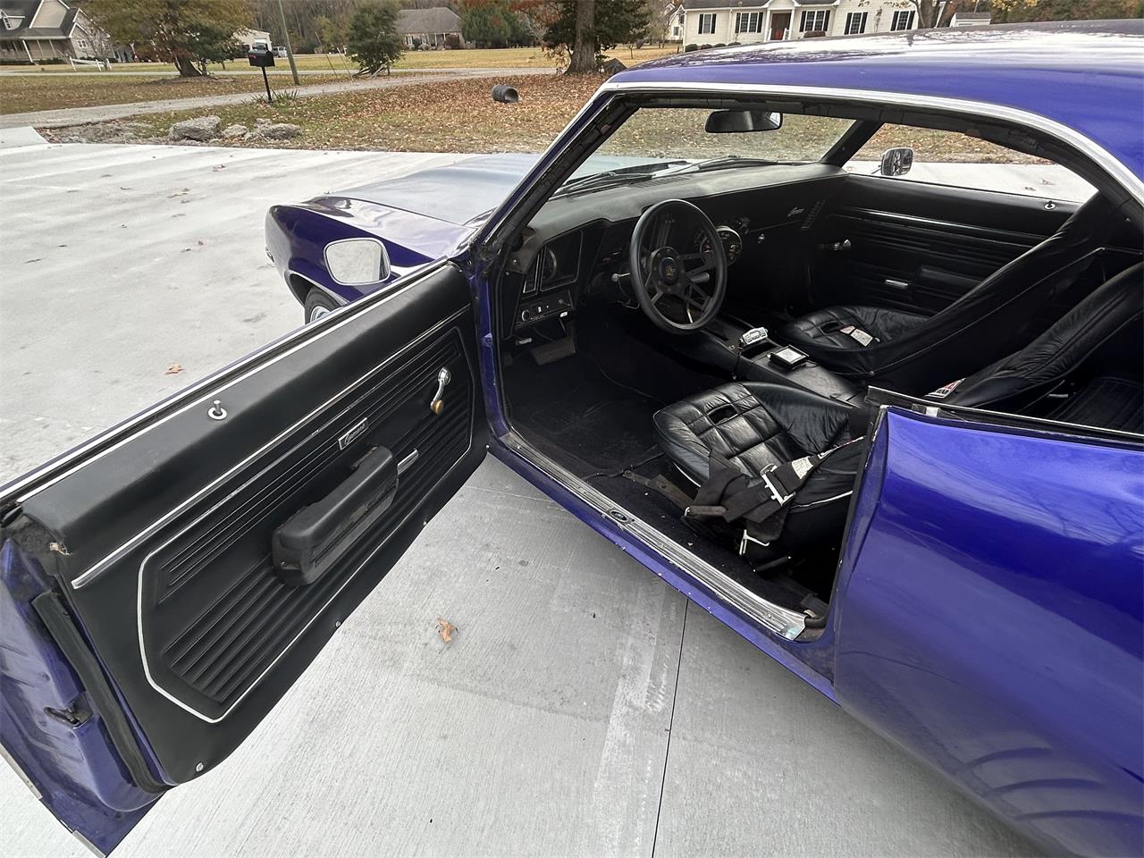 Chevrolet-Camaro-1969-Purple-Black-38