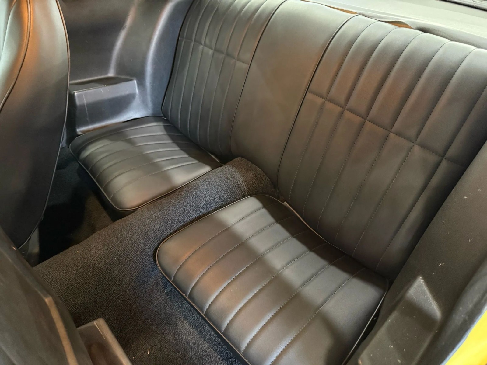 Chevrolet-Camaro-1970-Coupe-10