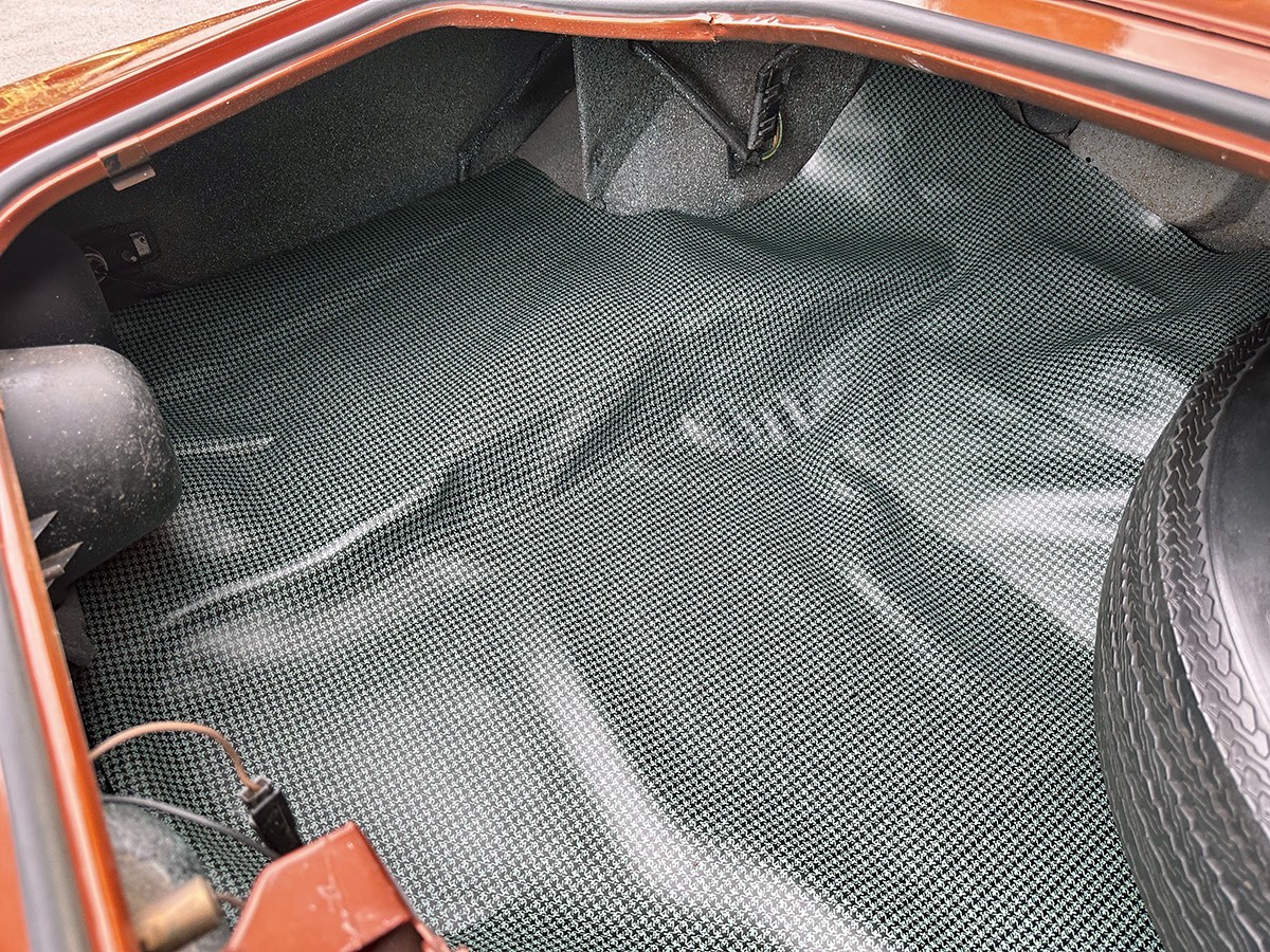 Chevrolet-Camaro-1970-Coupe-16