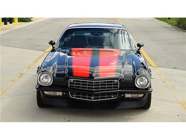 Chevrolet-Camaro-1973-TWO-DOOR-HARD-TOP-10