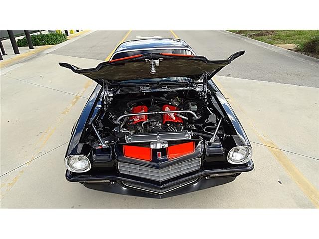 Chevrolet-Camaro-1973-TWO-DOOR-HARD-TOP-11