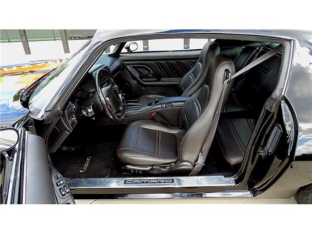 Chevrolet-Camaro-1973-TWO-DOOR-HARD-TOP-17