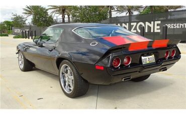 Chevrolet-Camaro-1973-TWO-DOOR-HARD-TOP-5