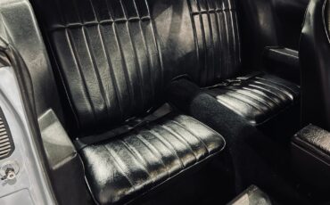 Chevrolet-Camaro-1976-Coupe-23