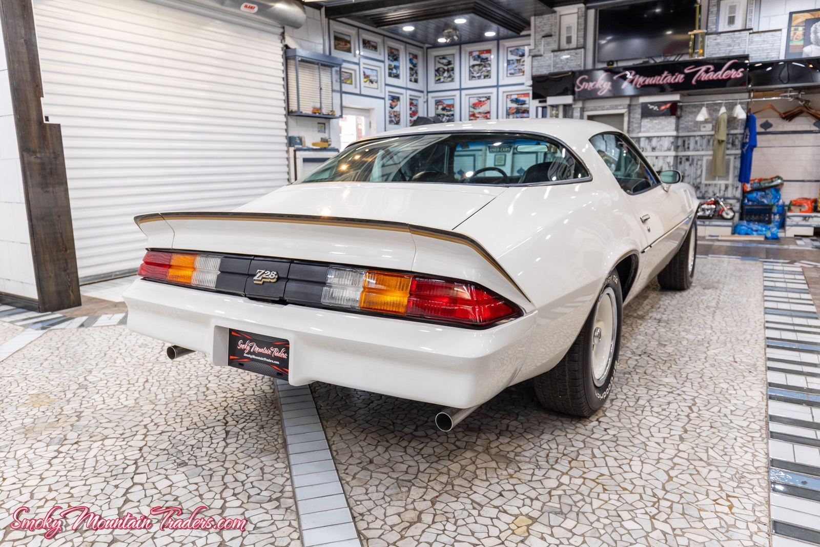 Chevrolet-Camaro-1978-24