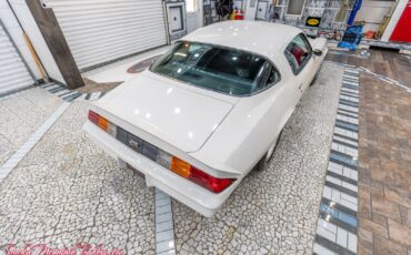 Chevrolet-Camaro-1978-26