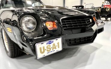 Chevrolet-Camaro-1978-Coupe-12