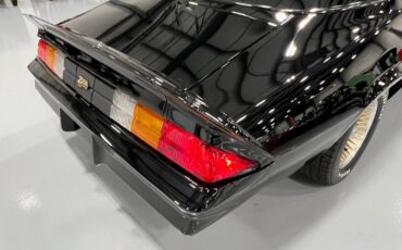 Chevrolet-Camaro-1978-Coupe-19