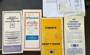 Chevrolet-Camaro-1978-Coupe-23