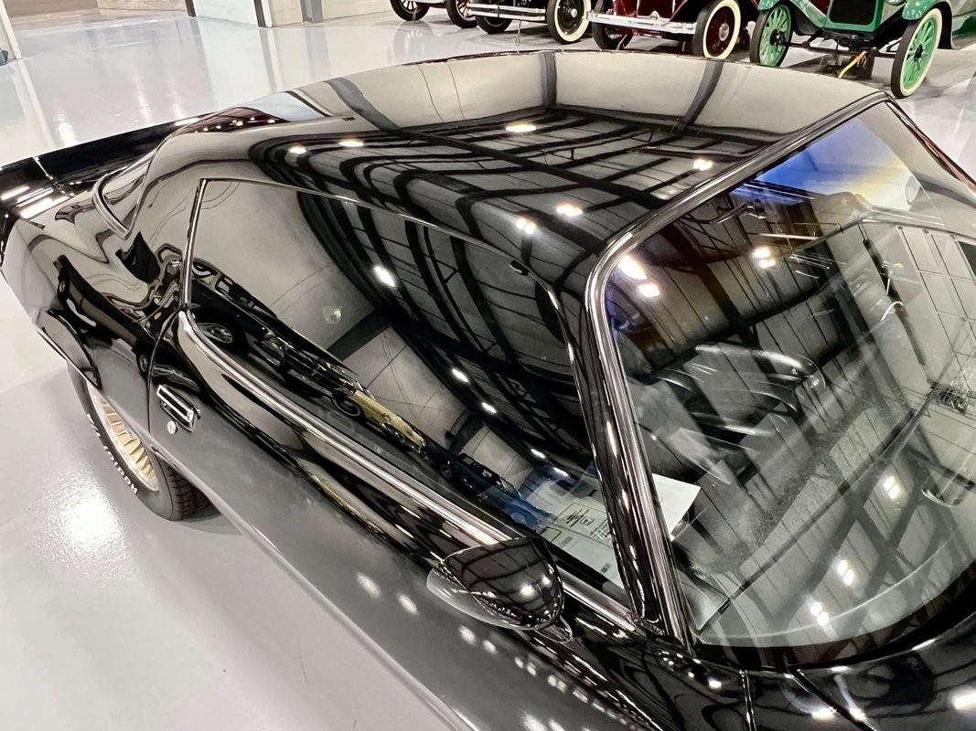 Chevrolet-Camaro-1978-Coupe-26