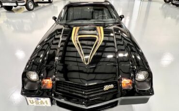 Chevrolet-Camaro-1978-Coupe-9