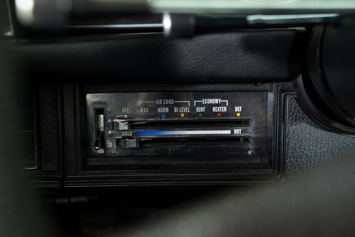 Chevrolet-Camaro-1979-Coupe-21