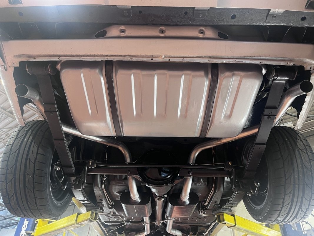 Chevrolet-Camaro-1979-Coupe-28