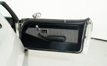 Chevrolet-Camaro-1979-Coupe-31