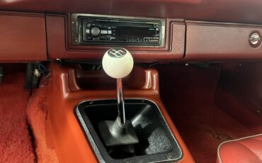 Chevrolet-Camaro-1980-Coupe-17