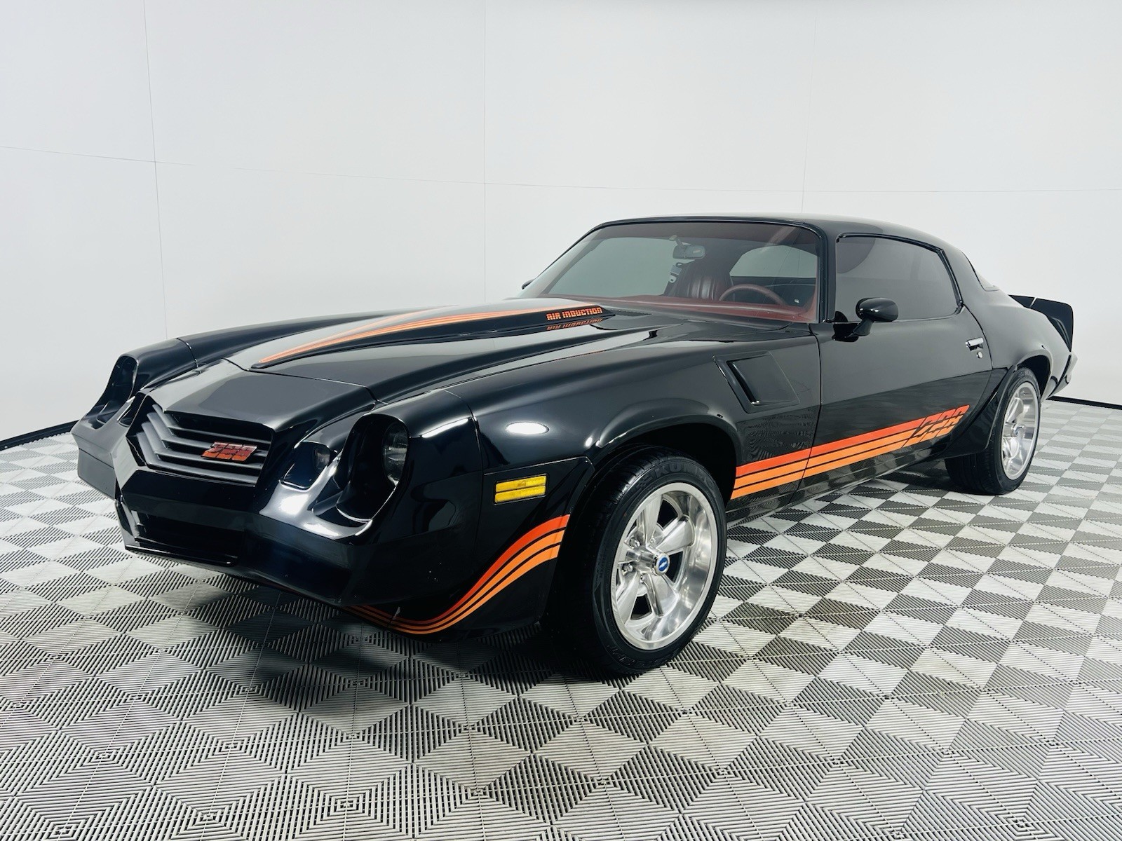 Chevrolet-Camaro-1980-Coupe-9