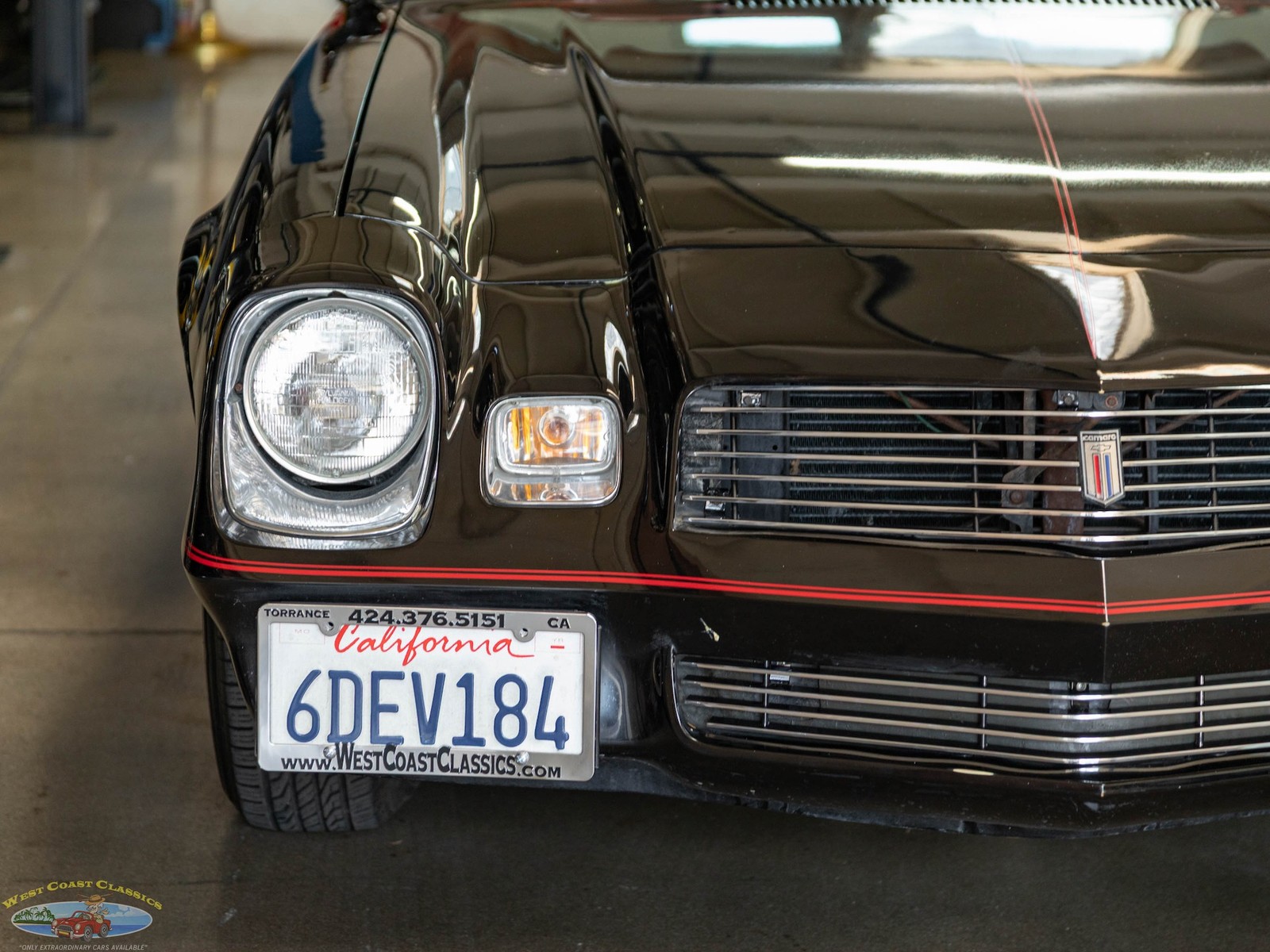 Chevrolet-Camaro-1981-Coupe-14