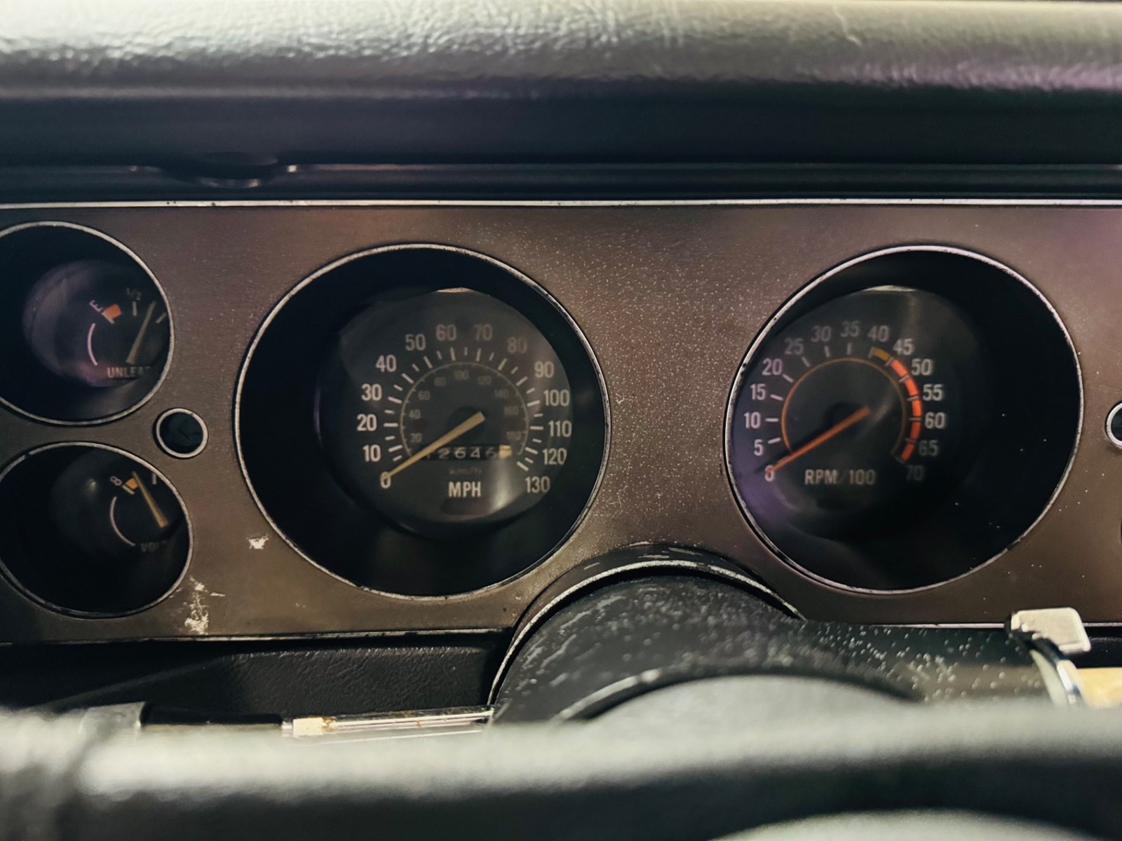 Chevrolet-Camaro-1981-Coupe-38