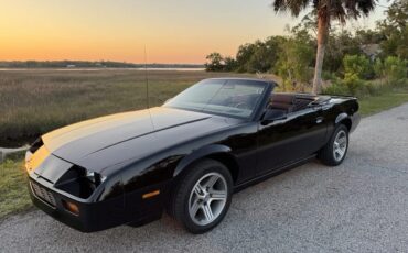 Chevrolet-Camaro-1987-Black-Black-1