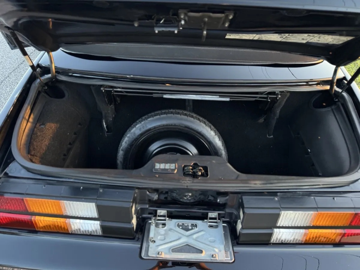 Chevrolet-Camaro-1987-Black-Black-16