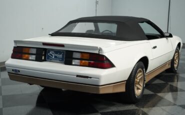 Chevrolet-Camaro-1988-Convertible-10