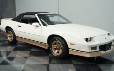 Chevrolet-Camaro-1988-Convertible-13