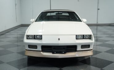 Chevrolet-Camaro-1988-Convertible-15