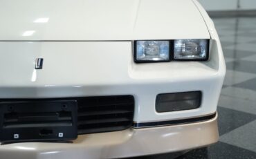 Chevrolet-Camaro-1988-Convertible-18