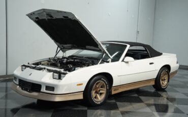 Chevrolet-Camaro-1988-Convertible-28