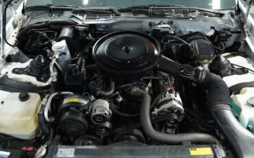 Chevrolet-Camaro-1988-Convertible-3