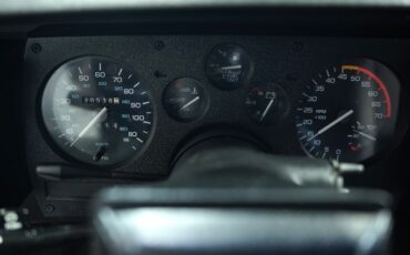 Chevrolet-Camaro-1988-Convertible-35