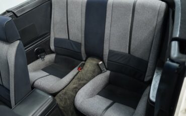 Chevrolet-Camaro-1988-Convertible-39