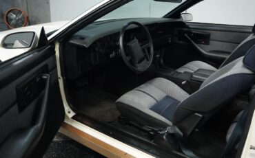 Chevrolet-Camaro-1988-Convertible-4