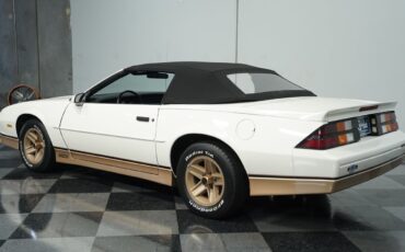 Chevrolet-Camaro-1988-Convertible-7