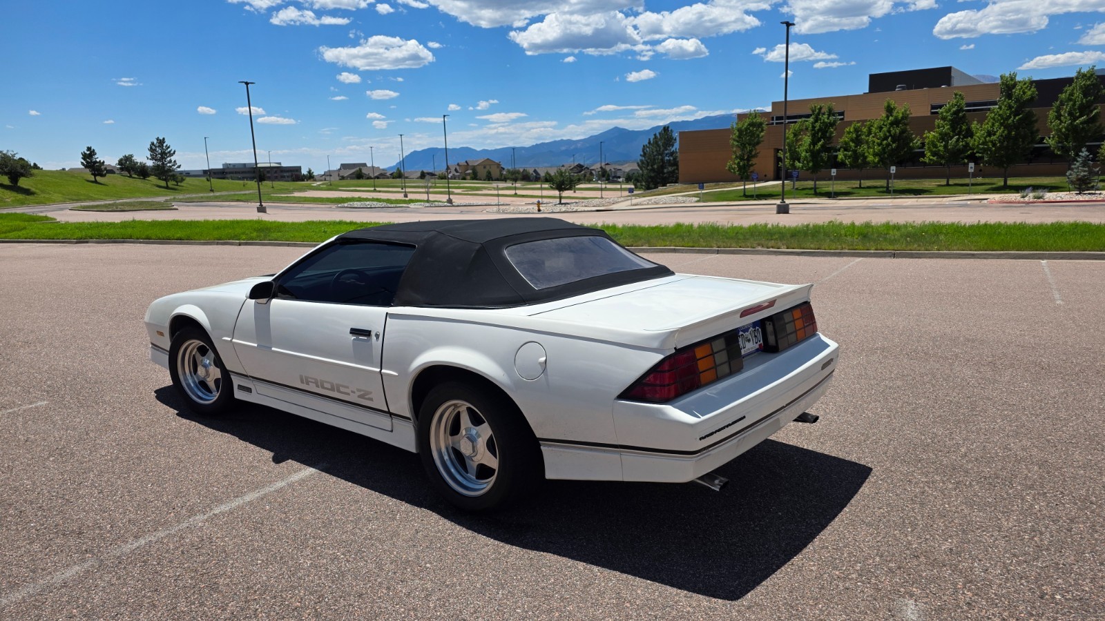 Chevrolet-Camaro-1989-Convertible-1