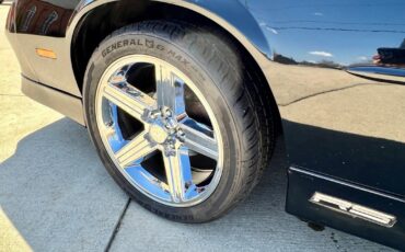 Chevrolet-Camaro-1989-Convertible-12