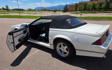 Chevrolet-Camaro-1989-Convertible-12