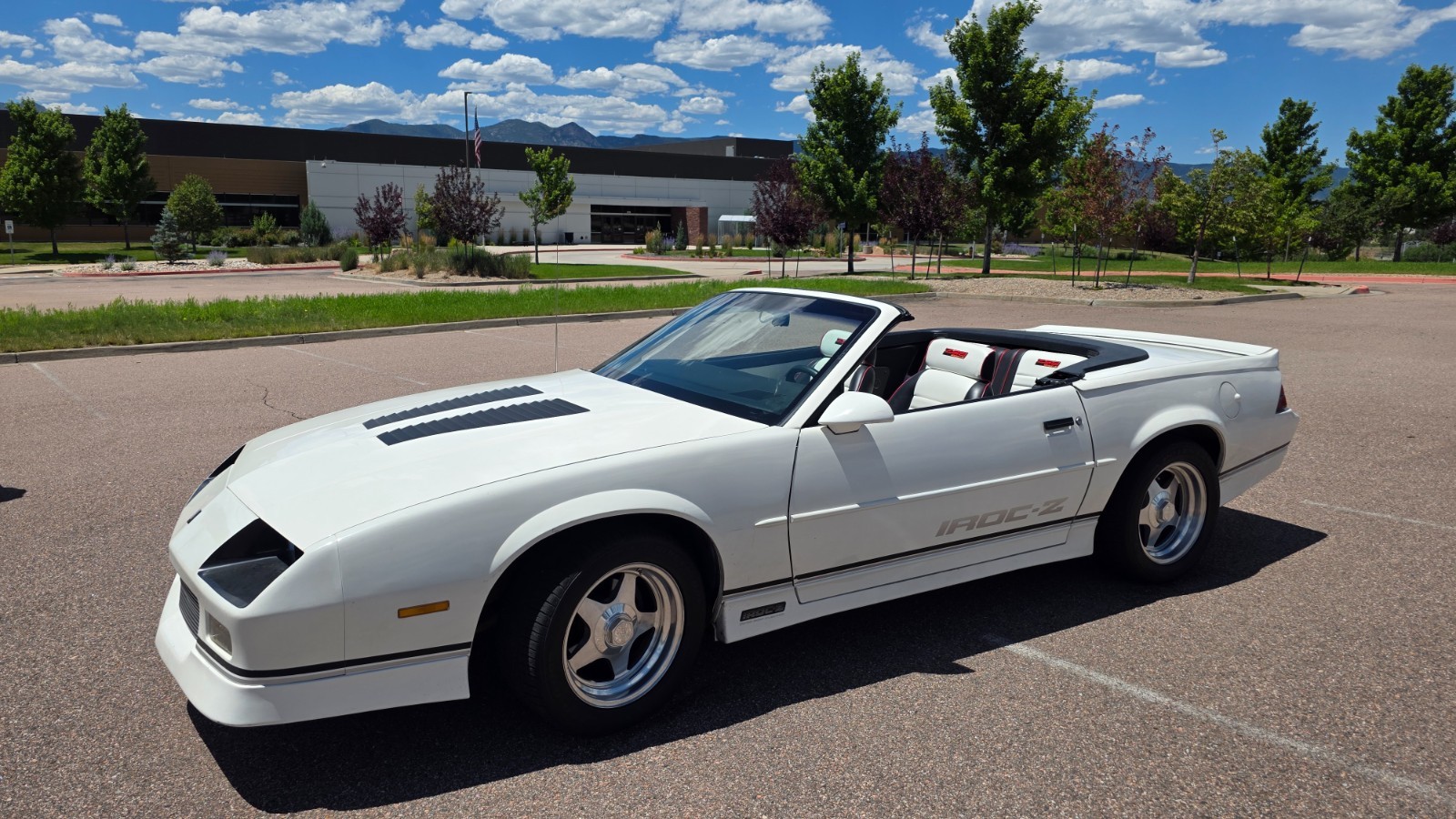 Chevrolet-Camaro-1989-Convertible-16